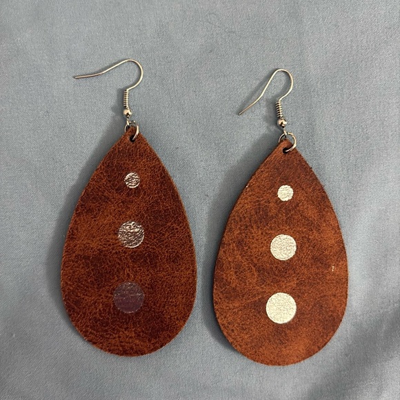 Leather Earrings Bundle - Picture 5 of 9